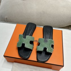 Hermes Slippers High Quality
Women 35-41
Men 39-45