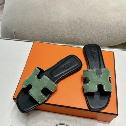 Hermes Slippers High Quality
Women 35-41
Men 39-45