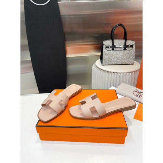 Hermes Slippers High Quality
Women 35-41
Men 39-45