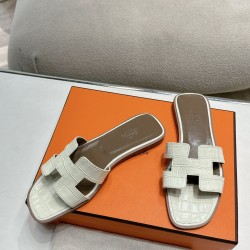 Hermes Slippers High Quality
Women 35-41
Men 39-45