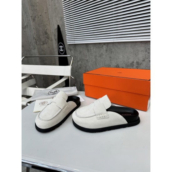 Hermes Slippers High Quality
Women 35-41
Men 39-45
