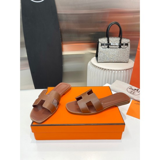 Hermes Slippers High Quality
Women 35-41
Men 39-45