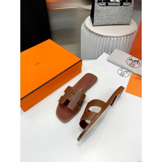 Hermes Slippers High Quality
Women 35-41
Men 39-45