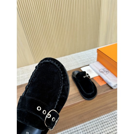 Hermes Slippers High Quality
Women 35-41
Men 39-45