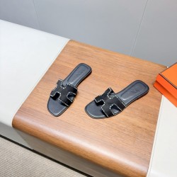 Hermes Slippers High Quality
Women 35-41
Men 39-45