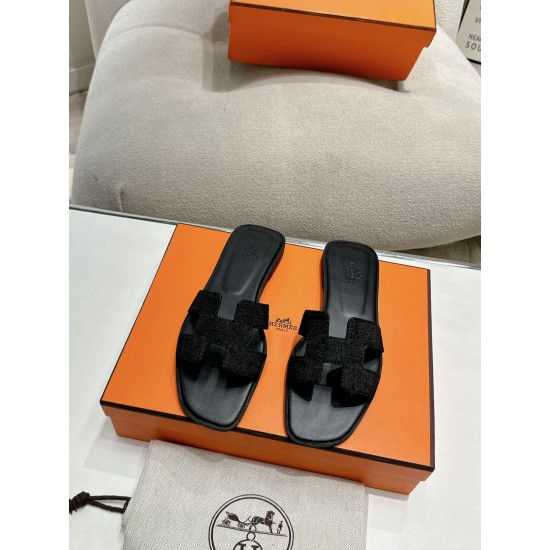 Hermes Slippers High Quality
Women 35-41
Men 39-45