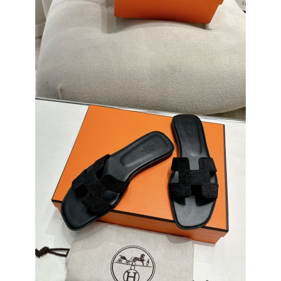 Hermes Slippers High Quality
Women 35-41
Men 39-45