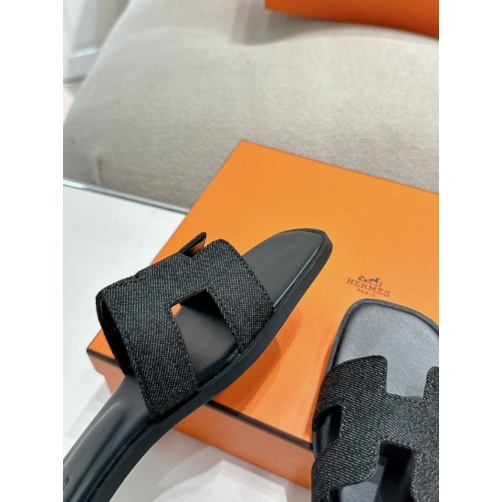 Hermes Slippers High Quality
Women 35-41
Men 39-45