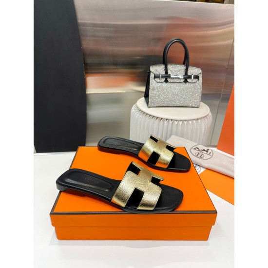 Hermes Slippers High Quality
Women 35-41
Men 39-45