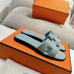 Hermes Slippers High Quality
Women 35-41
Men 39-45
