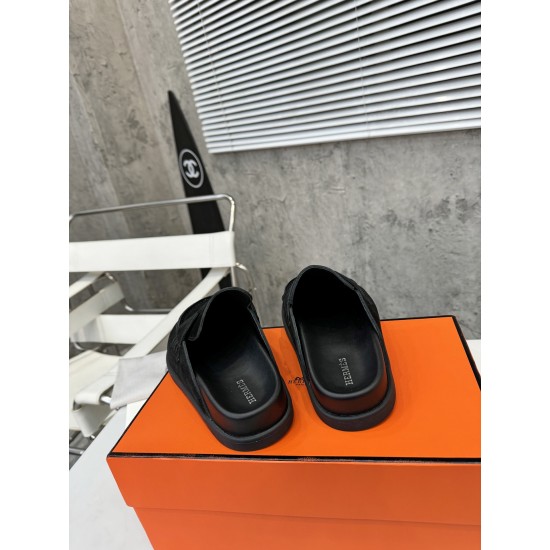 Hermes Slippers High Quality
Women 35-41
Men 39-45