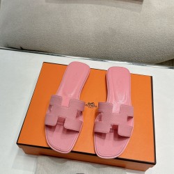 Hermes Slippers High Quality
Women 35-41
Men 39-45