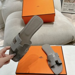 Hermes Slippers High Quality
Women 35-41
Men 39-45
