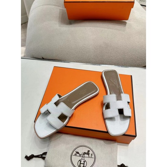 Hermes Slippers High Quality
Women 35-41
Men 39-45