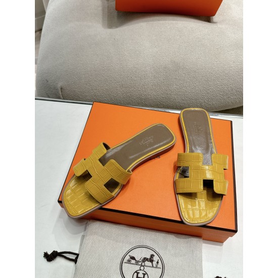 Hermes Slippers High Quality
Women 35-41
Men 39-45