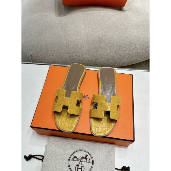 Hermes Slippers High Quality
Women 35-41
Men 39-45