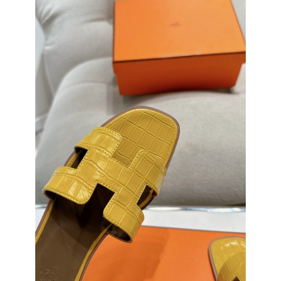 Hermes Slippers High Quality
Women 35-41
Men 39-45