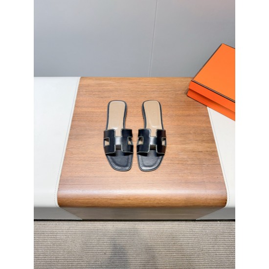 Hermes Slippers High Quality
Women 35-41
Men 39-45