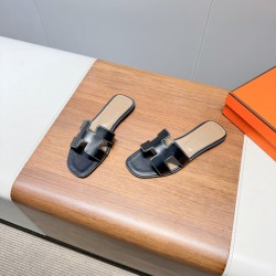 Hermes Slippers High Quality
Women 35-41
Men 39-45