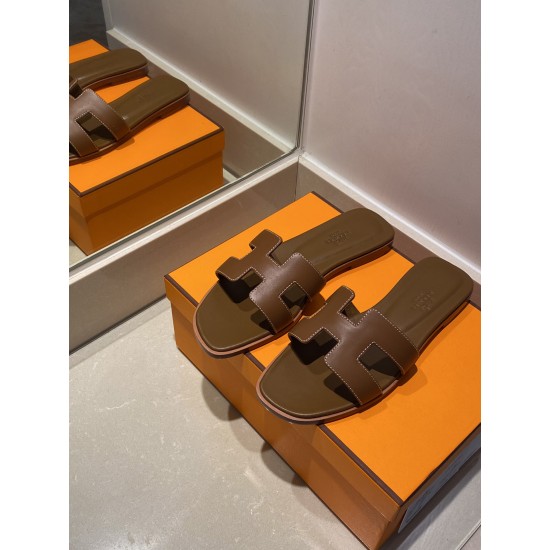 Hermes Slippers High Quality
Women 35-41
Men 39-45