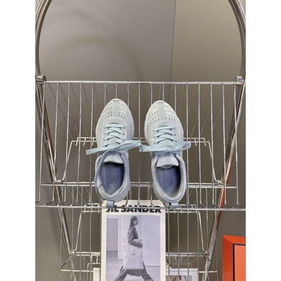 Hermès Fashion Shoes Best Quality
Women 35-41
Men 39-44
