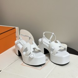Hermès Fashion Shoes Best Quality
Women 35-41
Men 39-44