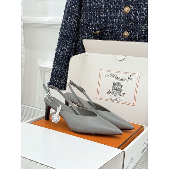 Hermès Fashion Shoes Best Quality
Women 35-41
Men 39-44
