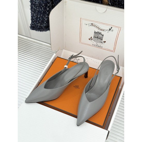 Hermès Fashion Shoes Best Quality
Women 35-41
Men 39-44