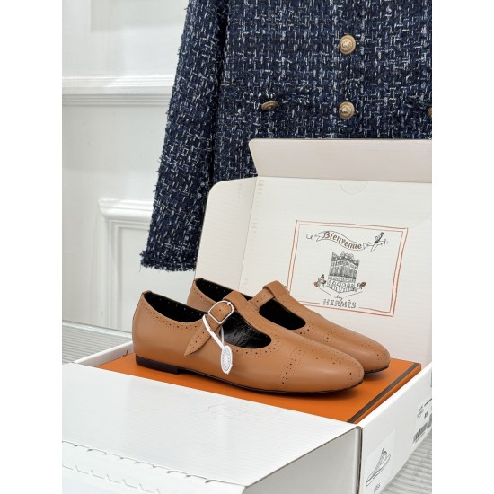 Hermès Fashion Shoes Best Quality
Women 35-41
Men 39-44