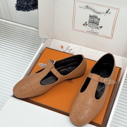 Hermès Fashion Shoes Best Quality
Women 35-41
Men 39-44