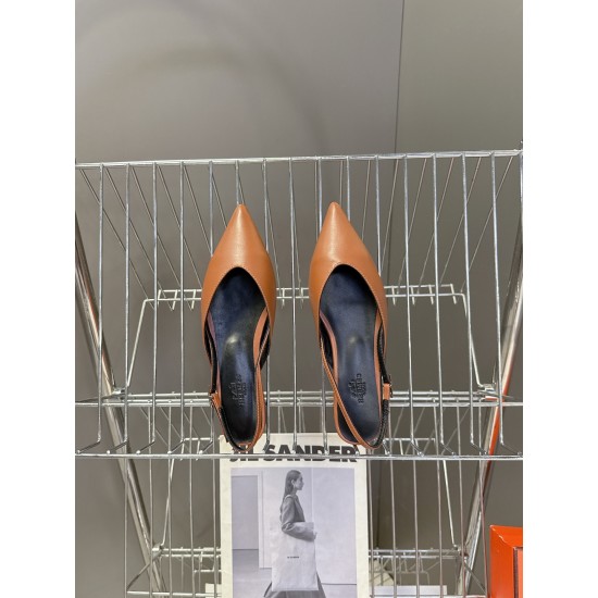 Hermès Fashion Shoes Best Quality
Women 35-41
Men 39-44
