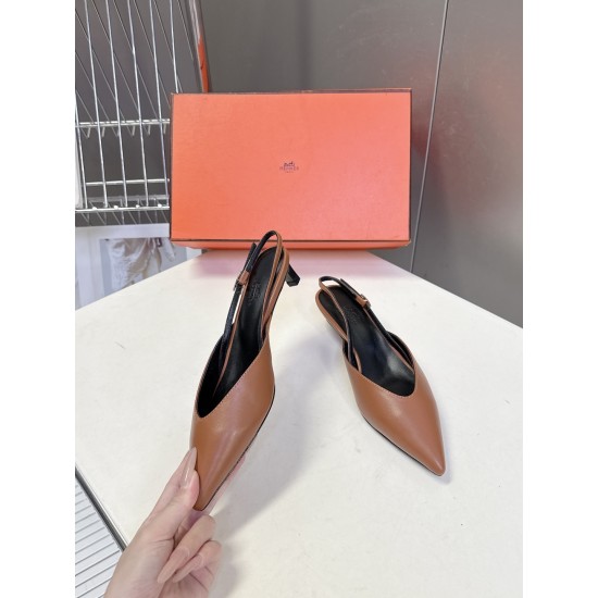 Hermès Fashion Shoes Best Quality
Women 35-41
Men 39-44
