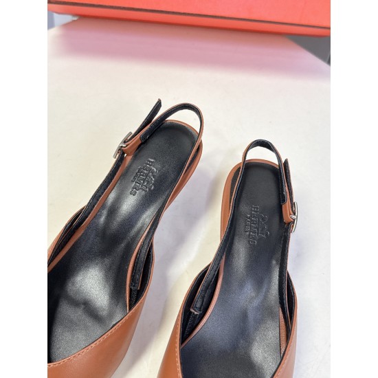 Hermès Fashion Shoes Best Quality
Women 35-41
Men 39-44