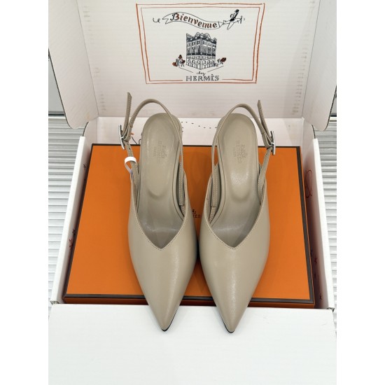 Hermès Fashion Shoes Best Quality
Women 35-41
Men 39-44