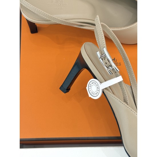 Hermès Fashion Shoes Best Quality
Women 35-41
Men 39-44