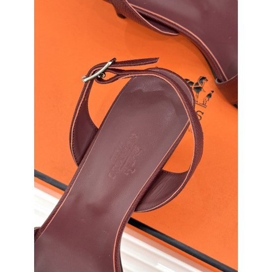 Hermès Fashion Shoes Best Quality
Women 35-41
Men 39-44