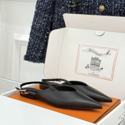 Hermès Fashion Shoes Best Quality
Women 35-41
Men 39-44