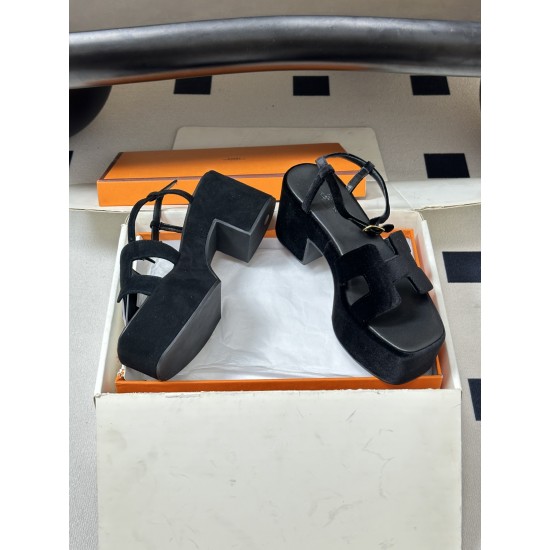Hermès Fashion Shoes Best Quality
Women 35-41
Men 39-44