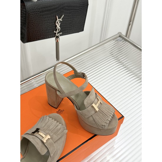 Hermès Fashion Shoes Best Quality
Women 35-41
Men 39-44