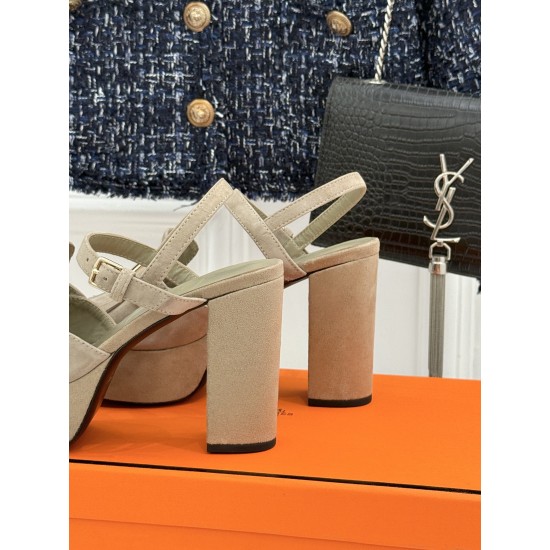 Hermès Fashion Shoes Best Quality
Women 35-41
Men 39-44
