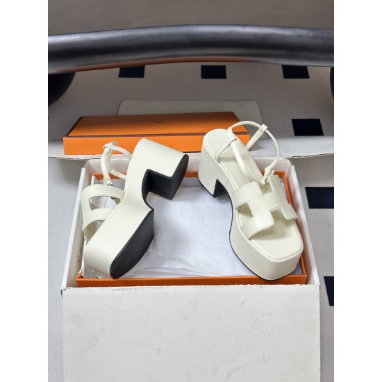 Hermès Fashion Shoes Best Quality
Women 35-41
Men 39-44