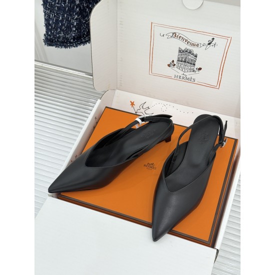 Hermès Fashion Shoes Best Quality
Women 35-41
Men 39-44