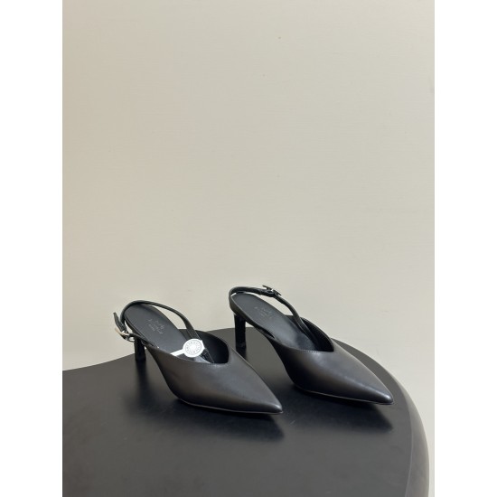 Hermès Fashion Shoes Best Quality
Women 35-41
Men 39-44