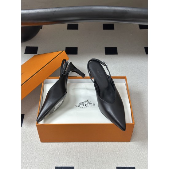 Hermès Fashion Shoes Best Quality
Women 35-41
Men 39-44