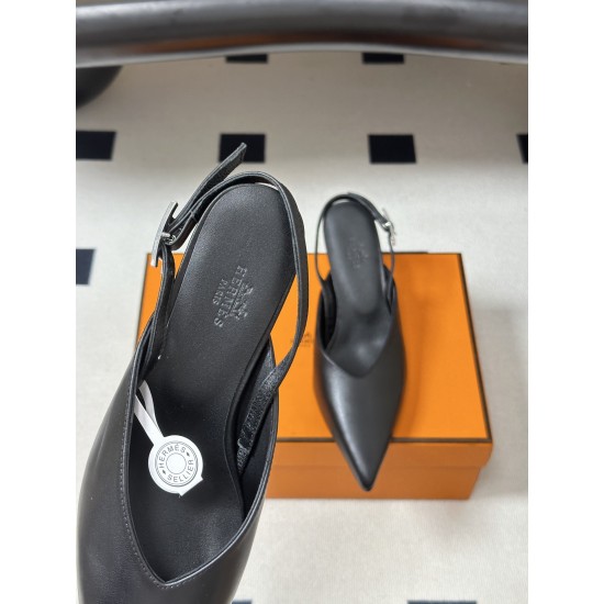 Hermès Fashion Shoes Best Quality
Women 35-41
Men 39-44