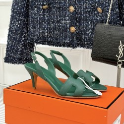 Hermès Fashion Shoes Best Quality
Women 35-41
Men 39-44