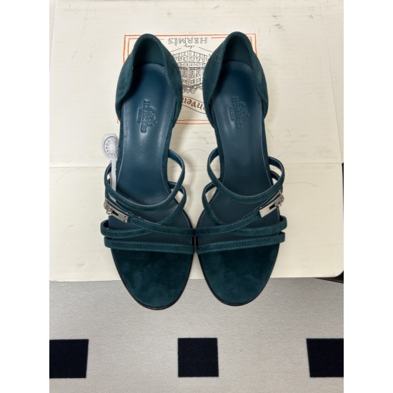 Hermès Fashion Shoes Best Quality
Women 35-41
Men 39-44