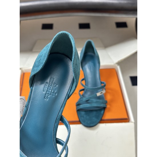 Hermès Fashion Shoes Best Quality
Women 35-41
Men 39-44