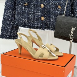 Hermès Fashion Shoes Best Quality
Women 35-41
Men 39-44