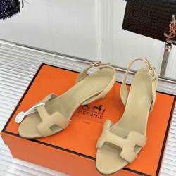 Hermès Fashion Shoes Best Quality
Women 35-41
Men 39-44